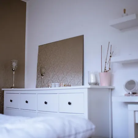 Stadtwohnung Mit Stadtpark Blick