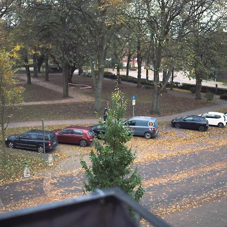 Stadtwohnung Mit Stadtpark Blick * Emden